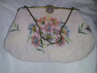 Antiguo bolso de mano Pittin Point bolso con cuentas hecho en Francia como nuevo muy pequeño Foto 1 de 4