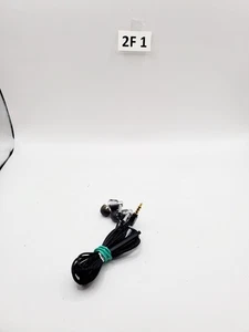 1MORE Triplo Driver In-Ear Cablato Spina 3.5mm Auricolari Cuffie Bassi Alta Risoluzione - Foto 1 di 4