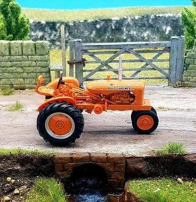 Tractor agrícola vintage de ferrocarril modelo escala 0 calibre O 1:43 NUEVO EN CAJA Foto 1 de 3