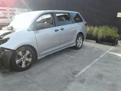 Passenger Rear Side Door Manual Sliding Fits 11-20 SIENNA 124589 - Image 1 of 4