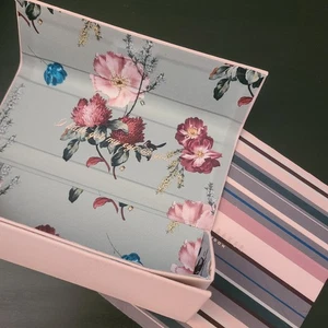Ted Baker Occhiali Rosa Pieghevole Montatura Ottica Custodia Floreale e Panno - Foto 1 di 4