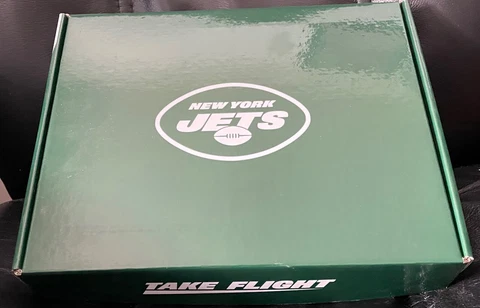 2019 NEW YORK JETS Season Ticket Box Yearbook & Mini Calendars Darnold Bell Cover