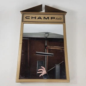 Espejo de metal vintage para exhibición de tienda Champ Hats - Imagen 1 de 10