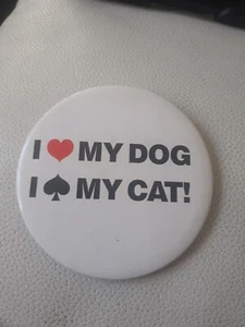 Dog and Cat Vintage badge - Foto 1 di 3