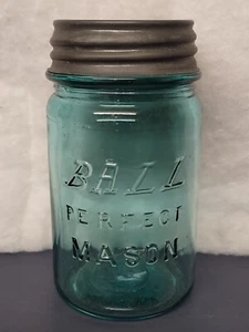 Vintage Blue BALL PERFECT MASON Pint Fruit Jar - Picture 1 of 9