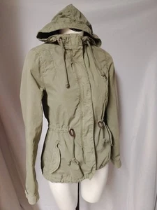 Divided leichte Utility-Jacke mit Reißverschluss/Knöpfen und Kapuze grün, Gr. 2 - Bild 1 von 17