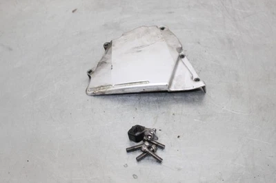 99-02 2001 年雅马哈 YZF R6 前链轮保护套 5EB-15418-00-00 — 第 1/4 张图片