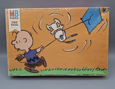 Rompecabezas PEANUTS Charlie Brown Snoopy Fly Kite #4382-2 COMPLETO de colección 108 piezas Foto 1 de 4