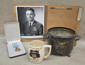 VINTAGE 50er JAHRE KOREAN WAR 80TH FIGHTER SQUADRON HEADHUNTERS TASSE - AUSZEICHNUNGEN - Bild 1 von 17