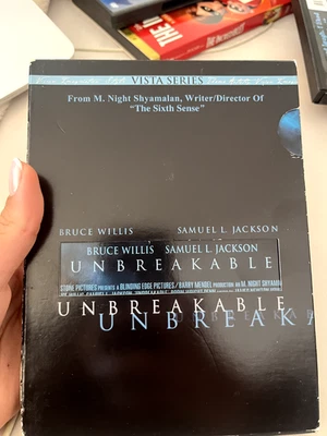 Unbreakable (DVD, 2001, 2-Disc Set, Vista Series) - Image 1 of 4