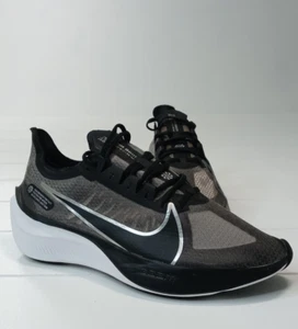 Nike Zoom Gravity Damen Turnschuhe BQ3203 002 schwarz Laufschuhe Größe 8,5 - Bild 1 von 24