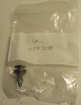 1 UNO Clips de retención tipo empuje de nailon negro 17/64" (6,5 mm) agujero OEM GM 11589290 Foto 1 de 4