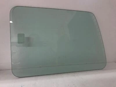 1985 Suburban Back Rear Door Glass Passenger Side Non Heated Aftermarket DB04963 Foto 1 de 4