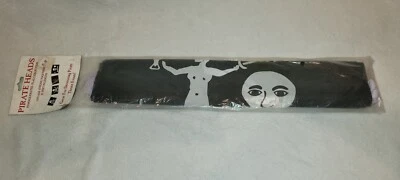 De Colección Cabezas de Pirata 13 Banderas Diferentes 25 Pies Bandera Nylon Flappin Banderas Nuevo de Lote Antiguo Raro  Foto 1 de 3