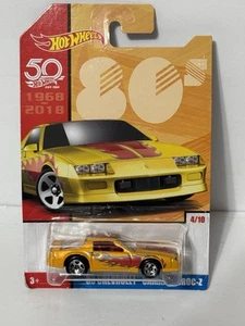 Chevrolet Camaro Iroc-Z 1985 serie retro Hot Wheels años 80 2018 - Imagen 1 de 3