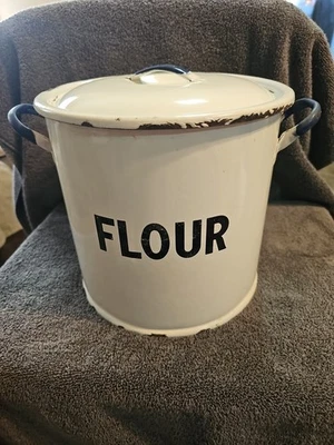 Vintage/Retro Round White And Black Enamel Flour Bin. British Made. - Image 1 of 4