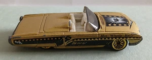 Hot Wheels 69 T-Bird - Original pre-loved model (ODD485) - Picture 1 of 6