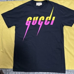 T-shirt Gucci con stampa logo nera taglia M m3_0712 - Foto 1 di 8