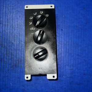 OEM 1994 - 1997 DODGE RAM DASH AC HEATER TEMPERATURE CLIMATE CONTROL UNIT A/C - Picture 1 of 7