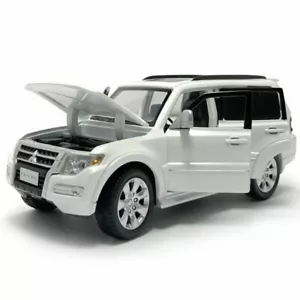 1/32 Mitsubishi Pajero Model Car Diecast Toy Vehicle Boys Toys for Kids White - Picture 1 of 13
