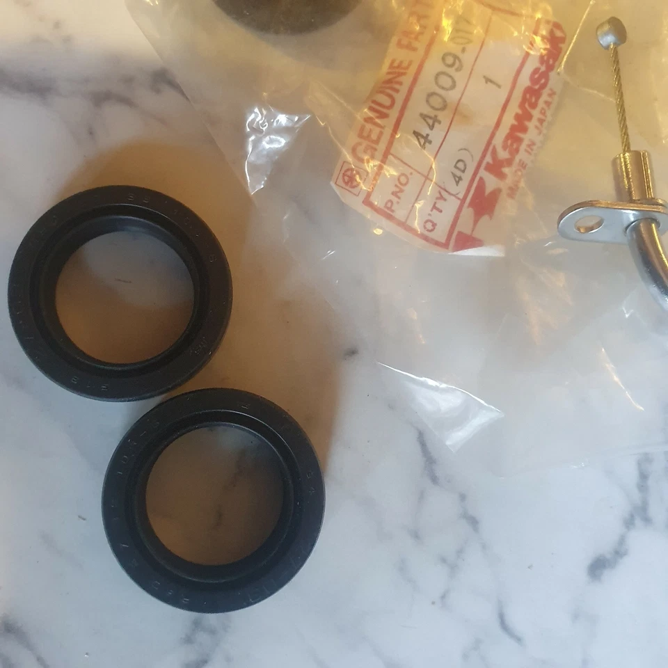 Sellos horquilla kawasaki km90 kd80 kd100 mc1 nos Foto 1 de 1