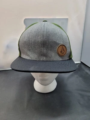 Genuine Volcom Snapback Hat Gray Green Trucker Cap Green Leather Patch - Image 1 of 3