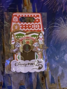 2025 Disney Parks Pin Christmas Grand Californian Hotel Chip & Dale Pin LE - Picture 1 of 1