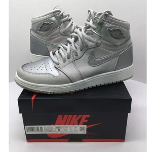 Nike Air Jordan 1 Retro High OG Grau Silber 7,5 Damen Authenticated - Bild 1 von 11