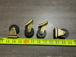 VERY RARE 4 Piece Vintage Hartmann ROLL-O-MATIC Luggage Wheels - Picture 1 of 6