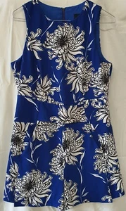 Preowned Cue Blue and White Floral Playsuit Size 10 Lined Made in Australia - Picture 1 of 8