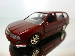 KADEN SKODA OCTAVIA BREAK 1998 - RED METALLIC 1:43 - EXCELLENT CONDITION - 13 - Imagen 1 de 7