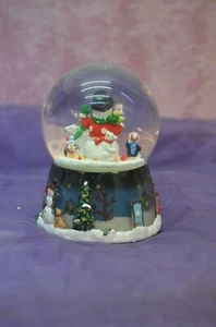 ANCIEN BOULE MANÈGE MUSICAL A CLÉ PÈRE NOEL VILLAGE SAPINS DÉCORATIONS FÊTES - Imagen 1 de 7