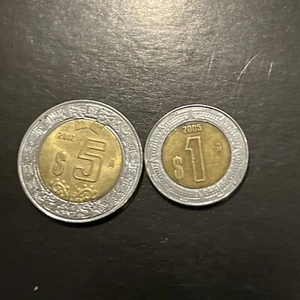 Mexico 2005 & 2012 coin Combo ($1 & $5 peso year) - Picture 1 of 2
