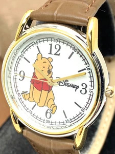 Disney Winnie Puuh Damenuhr weißes Ziffernblatt Quarz braunes Lederband W000545 - Bild 1 von 13