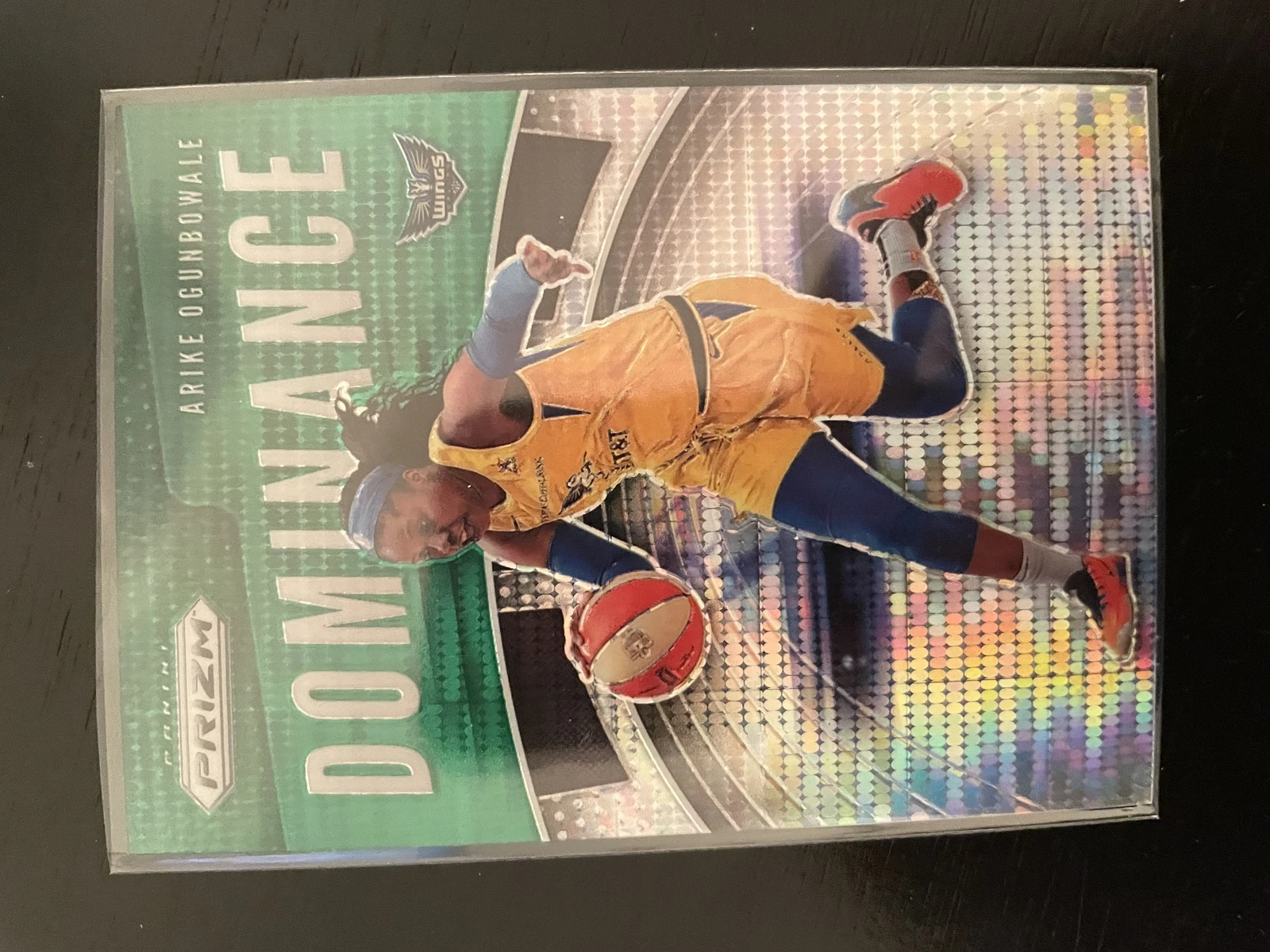 2020 Panini Prizm WNBA Green Pulsar #/25 Arike Ogunbowale Dominance