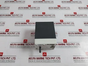 Siemens SQN31.402A2700 Servo Motor Damper Actuator 220-240V 50-60HZ - Picture 1 of 5