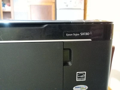 Vendo Stampante Epson Stylus  Sx 130 Fa Anche Da Scanner Senza CD Per... - Immagine 1 di 4