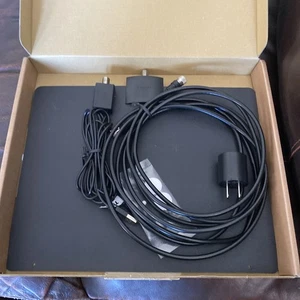 Mohu Leaf 50 Mile Amplified Indoor HDTV Antenna - Black - Picture 1 of 2