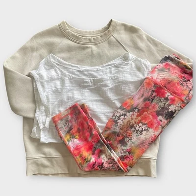 Athleta Floral Print Capri Leggings Illuminate White Top Crewneck Sweatshirt Set - Image 1 of 4