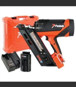 Paslode PPNXI 7.4V First Fix Positive Placement Gas Nailer with 1x 2.1Ah Battery - Picture 1 of 4