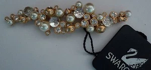 Signierte Brosche Schwan Swarovski matt gold klar facettiert und ausgefallen geschliffen Anstecknadel - Bild 1 von 3