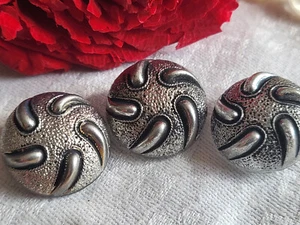 Trio gros boutons anciens en verre argenté motif relief   2,2 cm G10P - Picture 1 of 5