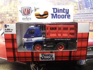 M2 Machines 1:64 Diecast DINTY MOORE 1966 Dodge L600 STAKE BED TRUCK RR FREE SHP - Picture 1 of 3