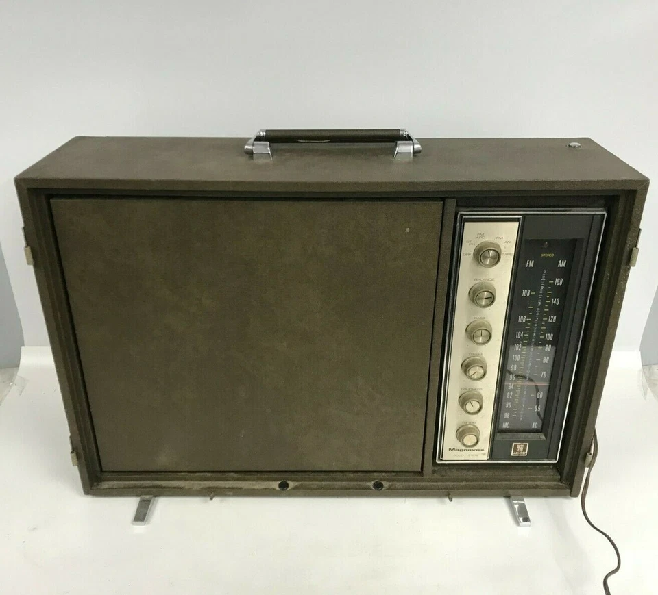 Tocadiscos micromático estéreo de estado sólido estereofónico Magnavox de colección (piezas) Foto 1 de 4