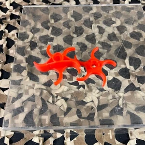 NEW Warrior Paintball Soft Paddles For Cyclone Feed Systems - 98/A5/X7 - Red - Picture 1 of 2