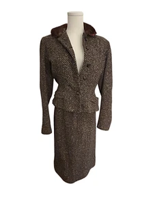 Vintage 1950s Wool Tweed Genuine Fur Collar 2 Pc Skirt Suit roughly size 2-4 - Picture 1 of 12