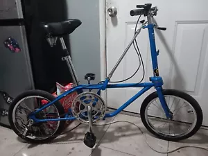 FOLD UP BIKE - Picture 1 of 6