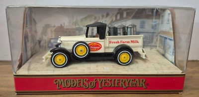 Y 35 1930 Ford Model A Pickup Truck Models of Yesteryear Matchbox in N Box - Bild 1 von 3