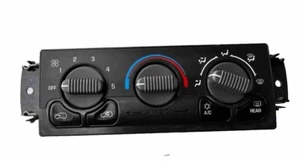 1999 - 2002 GMC Sierra Chevy Silverado A/C Temperature Climate Control 15054698 - Picture 1 of 3