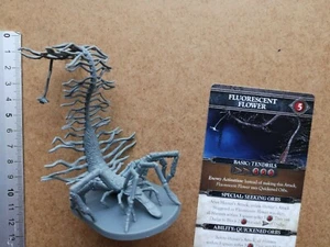 FLUORESCENT FLOWER MINIATURE+CARD/CHALICE DUNGEON/BLOODBORNE KICKSTARTER/G54 - Imagen 1 de 1